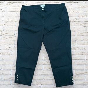 Chico’s Capri Skimmer Black Pants | Chico’s Size 3